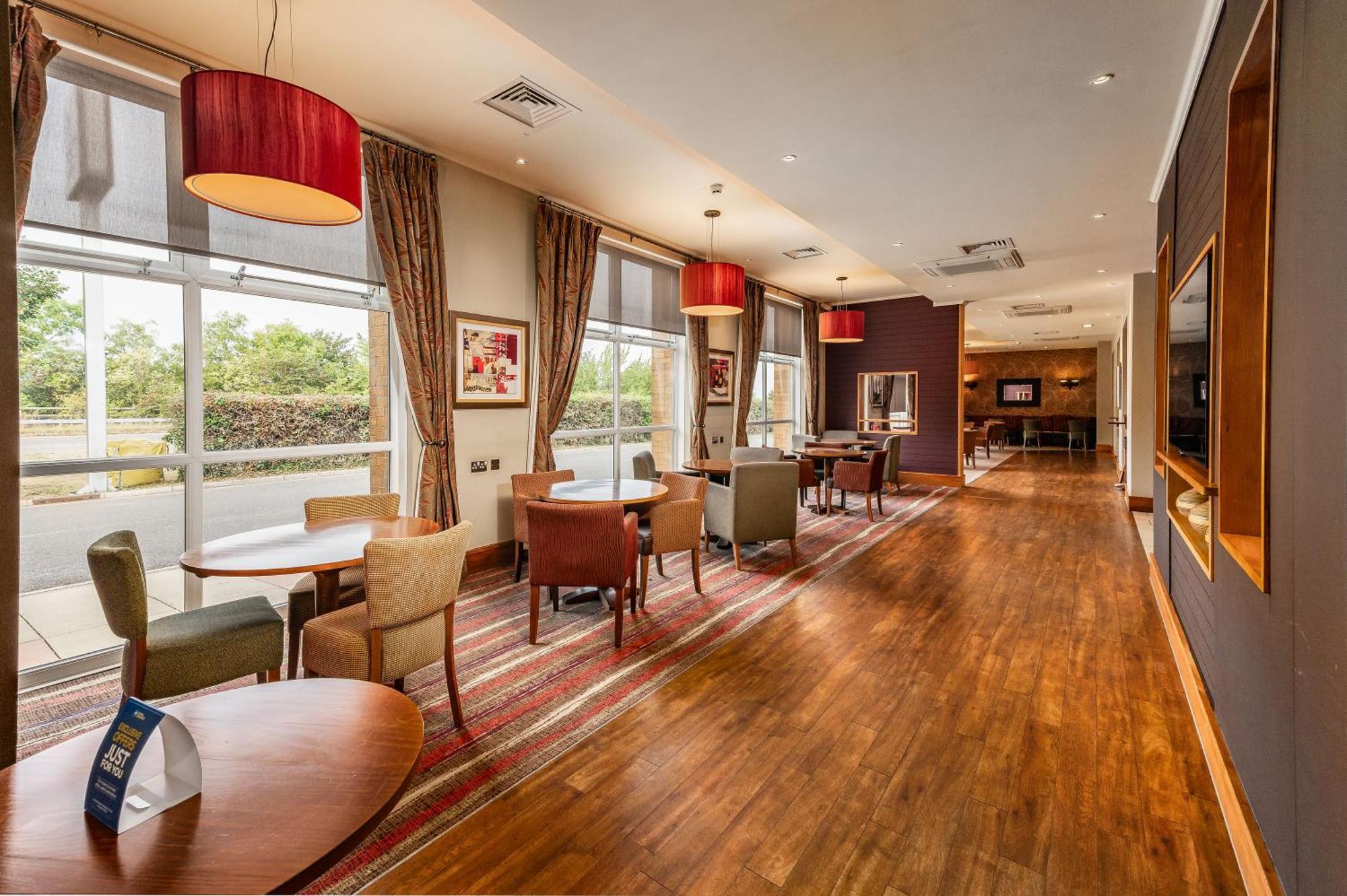 Milestone Peterborough Hotel A1M, Sure Hotel Collection By Best Western Stilton Bagian luar foto