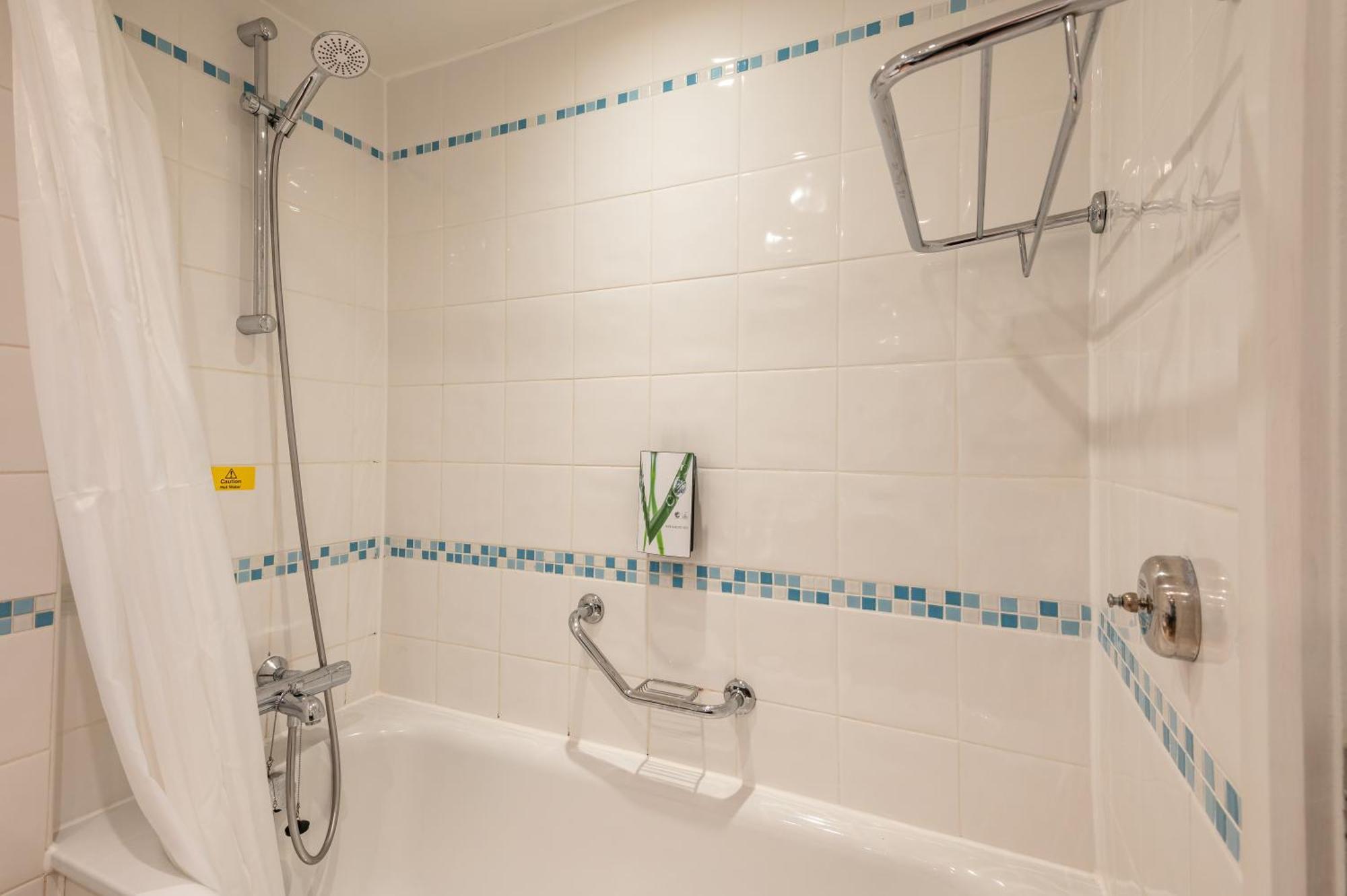 Milestone Peterborough Hotel A1M, Sure Hotel Collection By Best Western Stilton Bagian luar foto