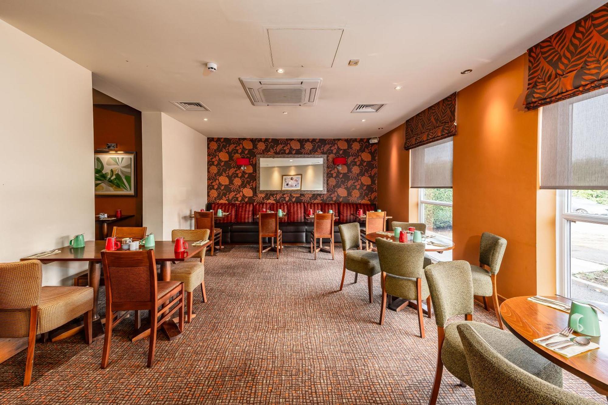 Milestone Peterborough Hotel A1M, Sure Hotel Collection By Best Western Stilton Bagian luar foto