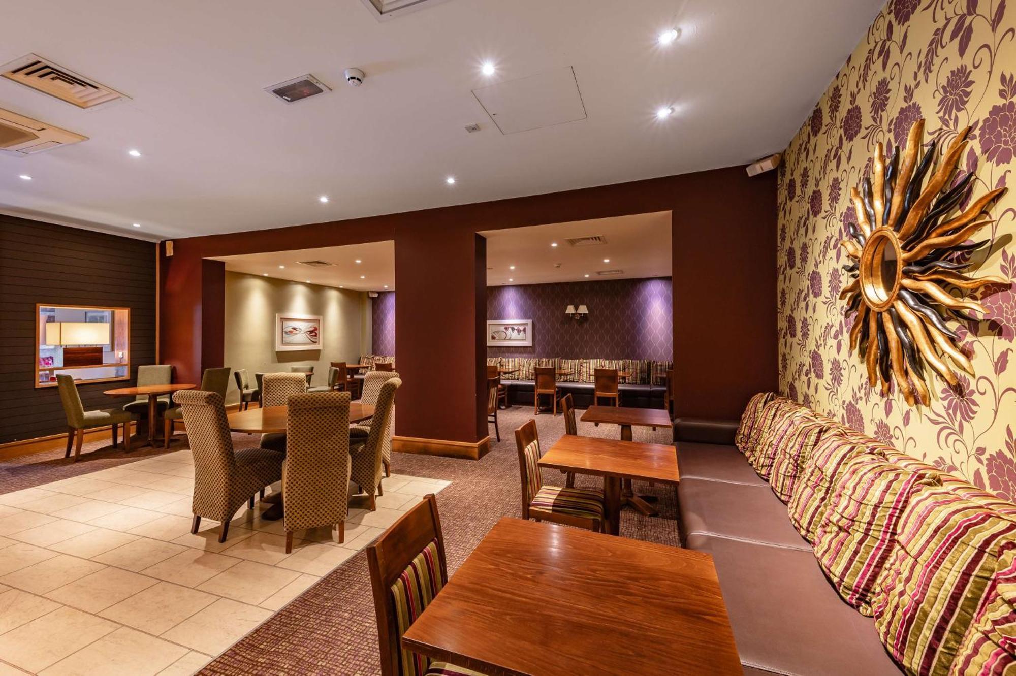 Milestone Peterborough Hotel A1M, Sure Hotel Collection By Best Western Stilton Bagian luar foto