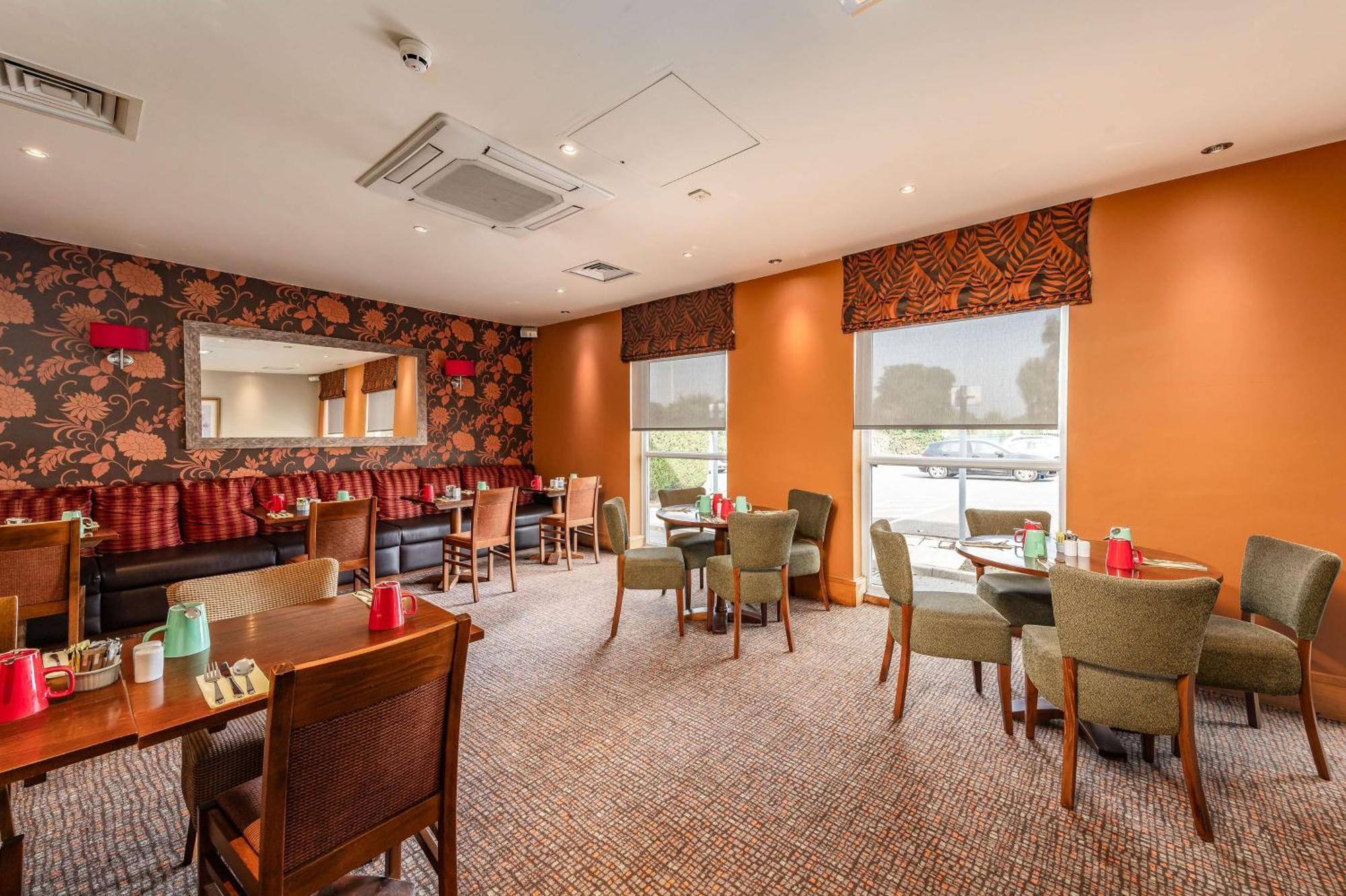 Milestone Peterborough Hotel A1M, Sure Hotel Collection By Best Western Stilton Bagian luar foto